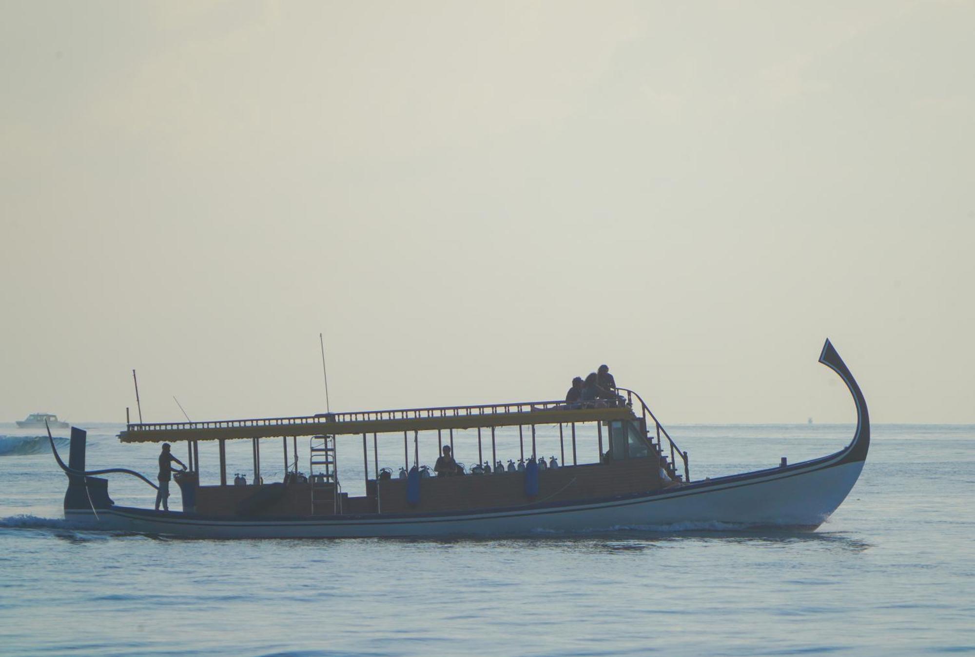 Sun & Surf Ξενοδοχείο Thulusdhoo Εξωτερικό φωτογραφία