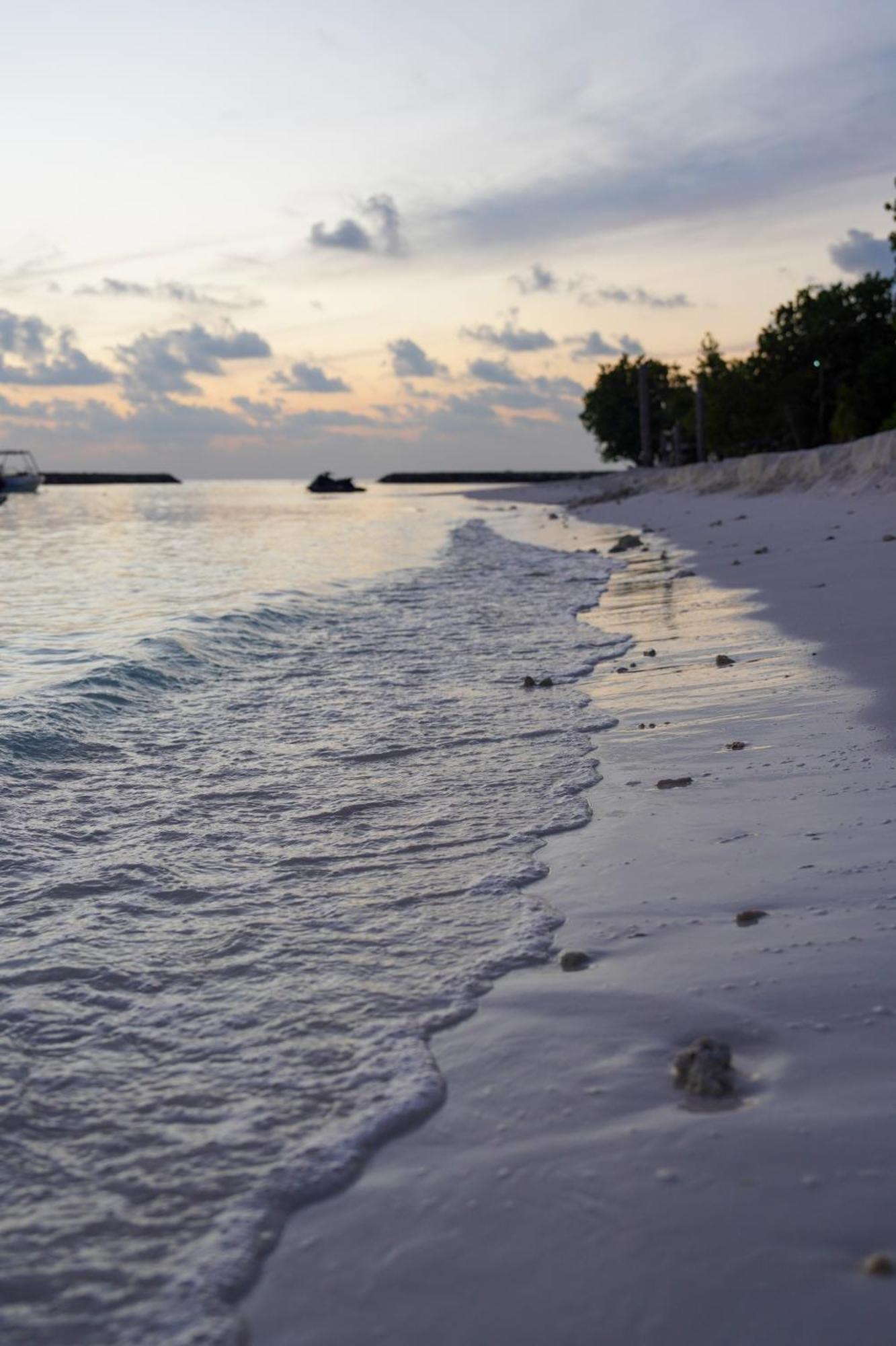 Sun & Surf Ξενοδοχείο Thulusdhoo Εξωτερικό φωτογραφία